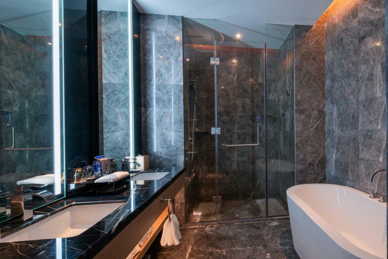 Grand Skylight International Hotel Haoyue Shenzhen Baoan Int'L Exhibition Center מראה חיצוני תמונה