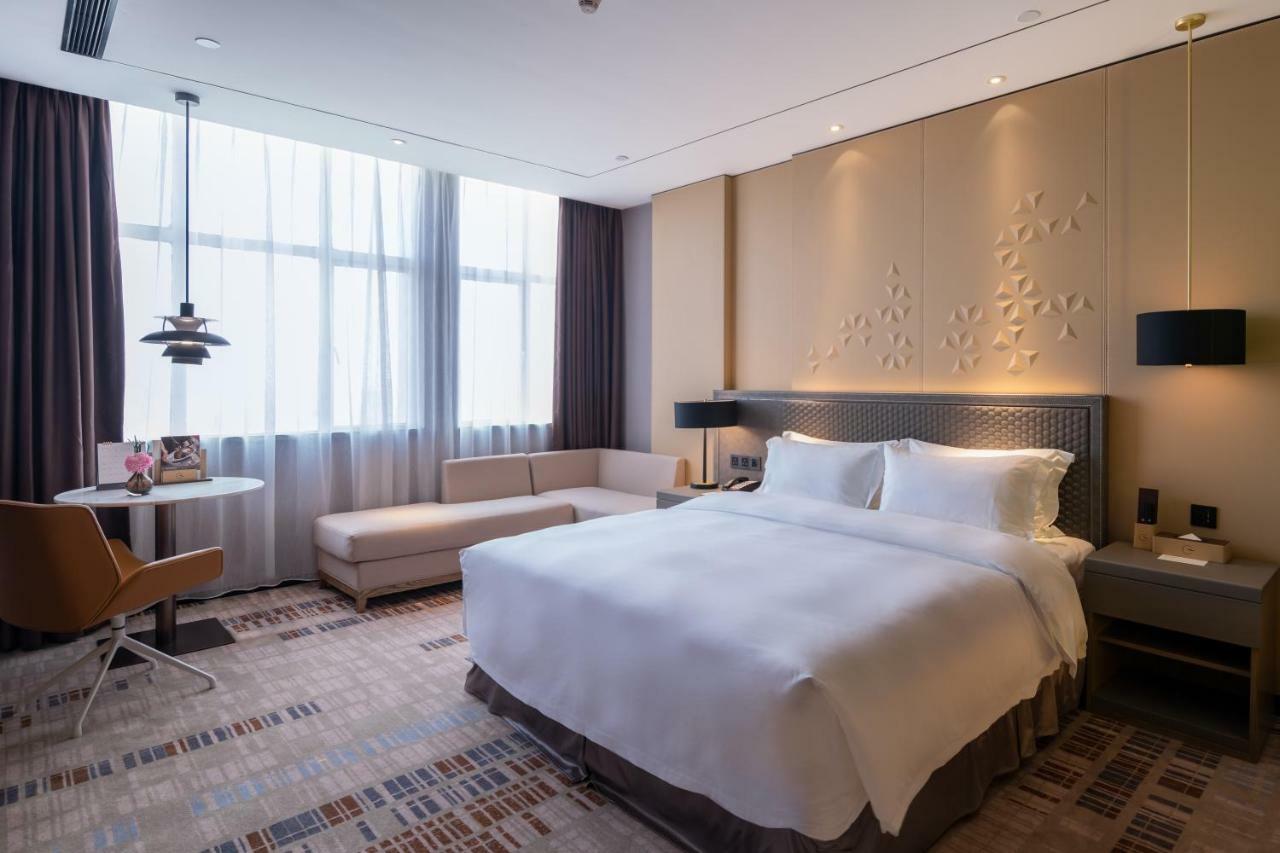 Grand Skylight International Hotel Haoyue Shenzhen Baoan Int'L Exhibition Center מראה חיצוני תמונה